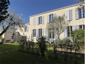 demeure ancienne à la vente -   17220  BOURGNEUF, surface 450 m2 vente demeure ancienne - UBI469872776